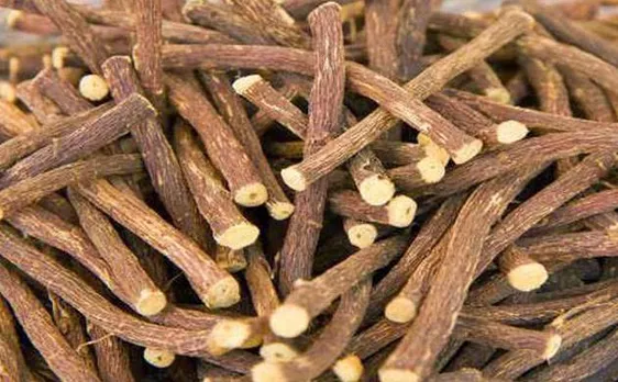 Here is why you should not eat Mulethi in pregnancy