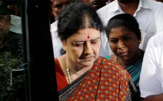 As it happened | Sasikala Natarajan hits out at Panneerselvam, says will give a big blow to the act of betrayal and disloyalty