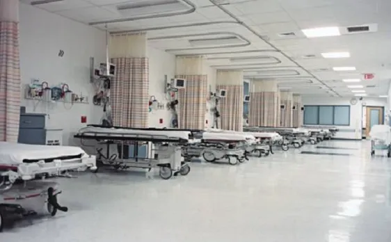 West Bengal | Smoke seen in ICU, 11 patients evacuated in Nadia