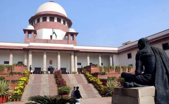 Delhi-Centre row over governance: SC refers to Constitution Bench pleas filed by AAP Govt against HC verdict