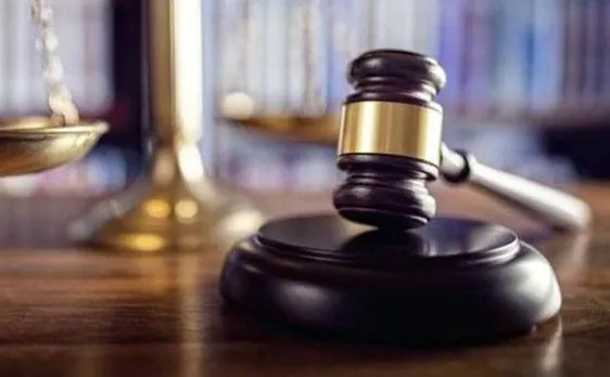 Gujarat HC allows â€˜rape victimâ€™ to live with accusedâ€™s family