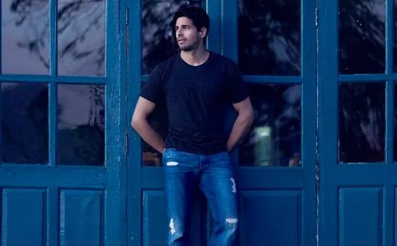 Sidharth Malhotra admits to be 'in love' with THIS person