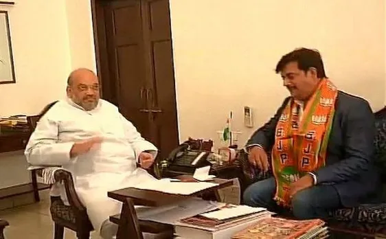 Bhojpuri actor Ravi Kishan joins BJP in presence of Amit Shah at party headquarter 