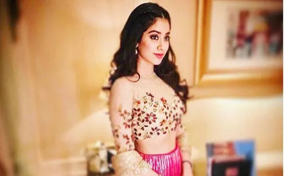 Watch: Sridevi's daughter Jhanvi Kapoor burns the dance floor with her rumoured boyfriend