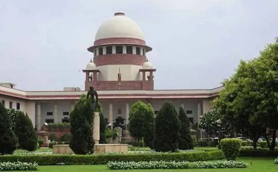 Supreme Court agrees to entertain AAP govt's plea for setting up of constitution bench