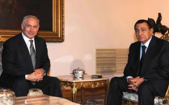 Egypt court acquits former president Hosni Mubarak over killing of protesters in 2011