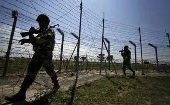 J-K: Pakistani troops violate ceasefire in Poonch, Army gives befitting reply