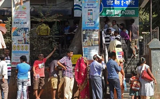 April 6 to be marked as â€˜No Transaction Dayâ€™; viral message galvanises support against SBI's new rules