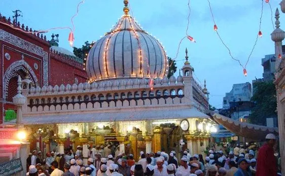 Two clerics from Delhiâ€™s Nizamuddin Dargah go missing in Pakistan
