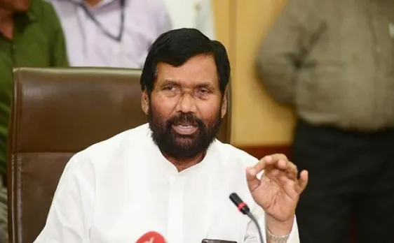Strict punishment for meting out misleading advertisements: Ram Vilas Paswan