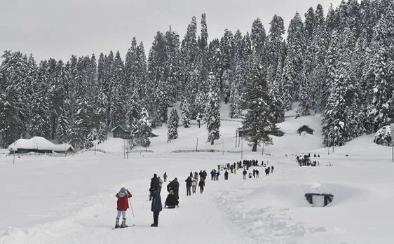 'Glimpses of the Vale' shows positive side of Kashmir