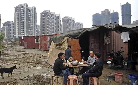 China need to worry about growing rich and poor divide: Experts