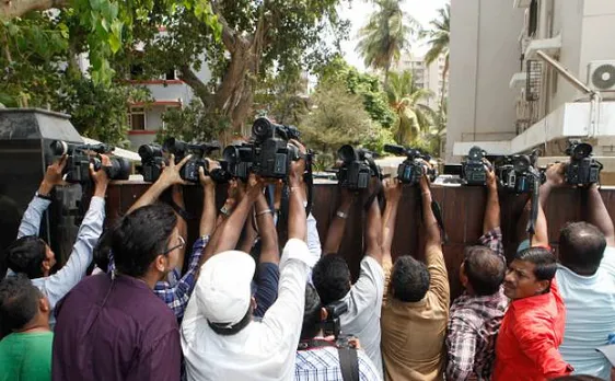 Lok Sabha MP asks govt to set up wage board for journos and non-journos to ensure labour laws enforcement