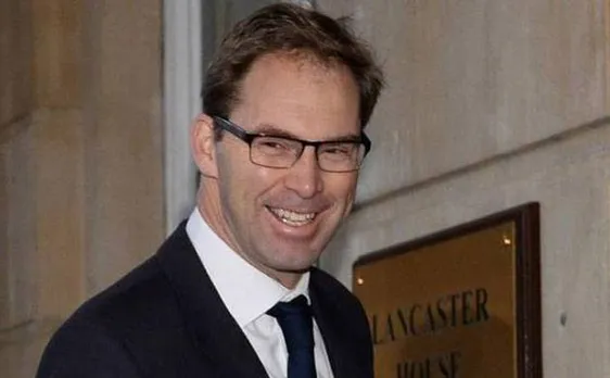 UK Parliament attack: British MP tries to save stabbed police officer