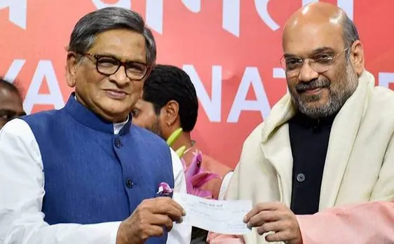 SM Krishna praises PM Modi, says India on par with US, China because of him