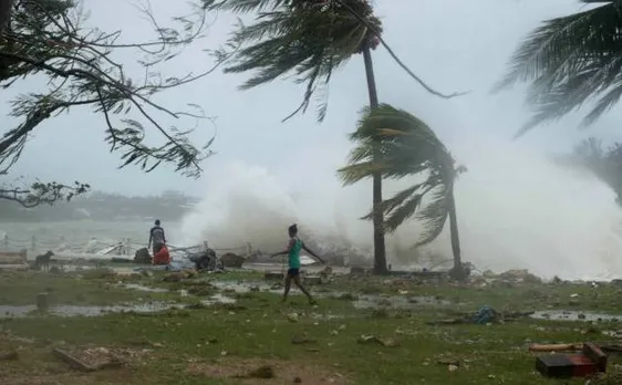 Australians brace for 'Debbie', a devastating cyclone