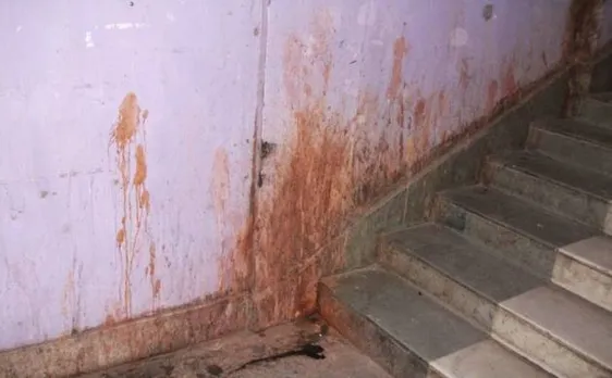 Uttar Pradesh: Authorities using pictures of Gods to prevent spitting in govt offices