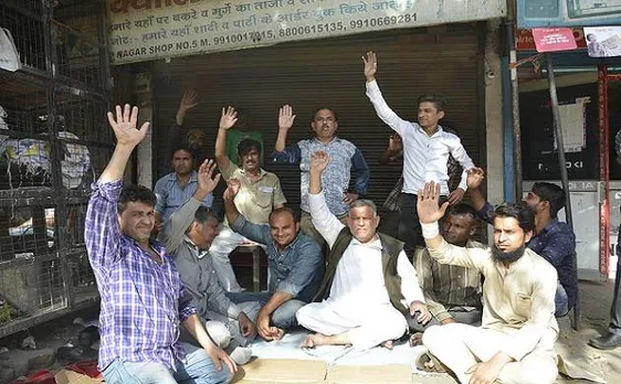UP Slaughter houses ban: AMU students complain to VC for â€˜blandâ€™ food
