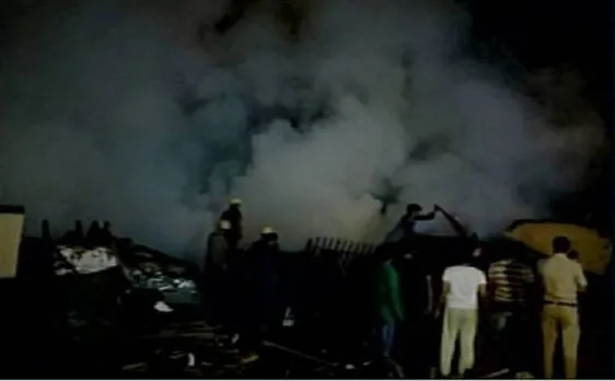 Fire breaks out at warehouse in Delhiâ€™s Okhla phase II, 30 fire tenders rushed to the spot