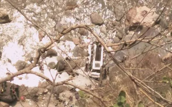 Himachal bus accident: Rs 1 lakh compensation announced for kin of deceased