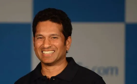 Happy Birthday Sachin Tendulkar: Virender Sehwag, Vijender Singh, Suresh Raina among billions wish batting maestro on Twitter