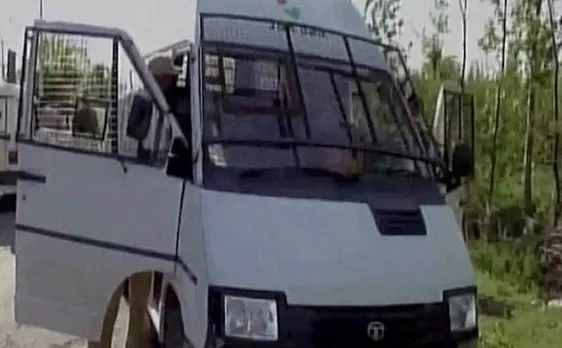 J-K: Terrorists attack cash van in Kulgam; 5 police personnel, 2 bank officials dead