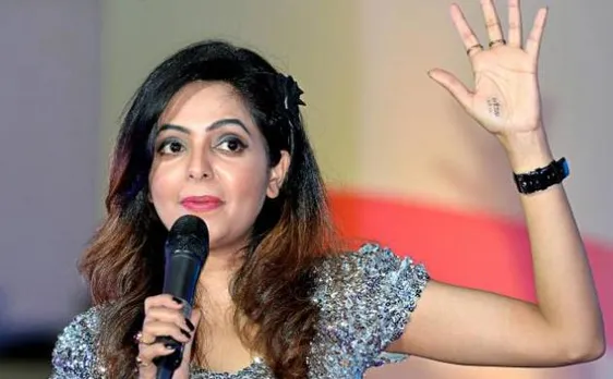  TKSS Comedienne Sugandha Mishra NOT getting hitched to Sanket Bhonsle