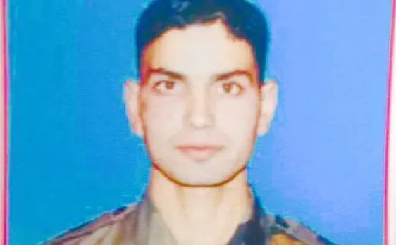 NC condemns killing of Kashmiri Army officer in Shopian, terms act as â€˜barbaric and unacceptableâ€™