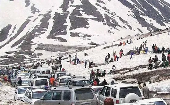 Himachal Pradesh: Rohtang Pass opened for vehicular traffic, tourists after five months