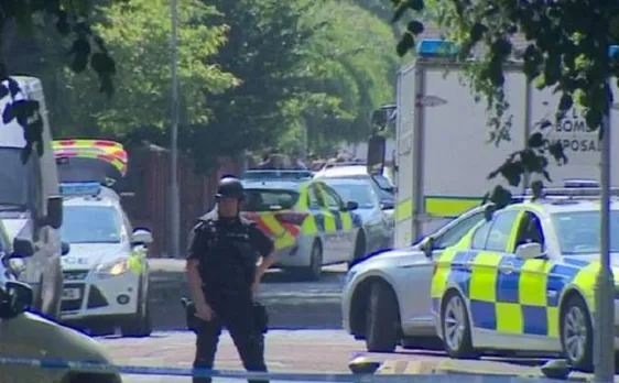 Bomb scare in Manchester:  Army unit declares suspicious package safe