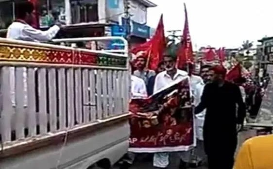 Video | Protests in PoK's Rawalkot demanding release of political leaders detained by Pakistan; 'azadi' slogans raised