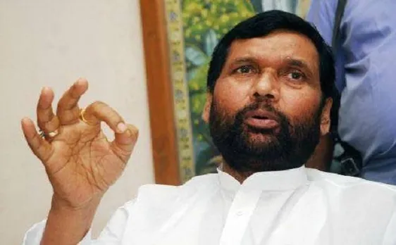 Union food minister Ram Vilas Paswan undergoes successful heart surgery at London hospital