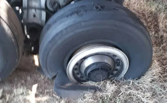 Air India Delhi-Jammu flight 821 with 134 passengers on board suffers tyre burst at Jammu airport, all safe
