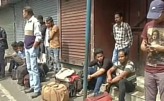 West Bengal: Shutdown called by Gorkha Janmukti Morcha continues in Darjeeling; many tourists stranded