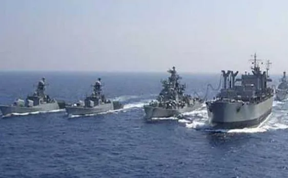 7 crew members of US Navy ship missing, commander hurt in crash off Japan
