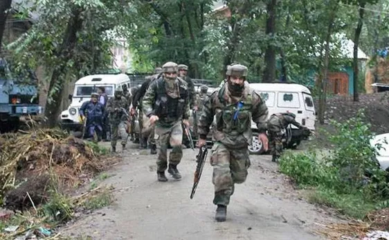 J&K: Terrorists fire upon Army vehicle near Bijbehara in Anantnag; no injuries reported
