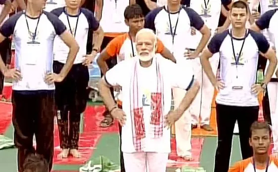 International Yoga Day: PM Narendra Modi performs â€˜asanasâ€™ in Lucknow | Top quotes