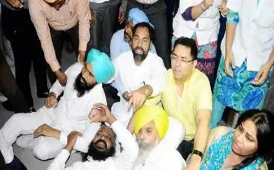 SAD-BJP, AAP protest in Punjab Assembly over tossing of turbans