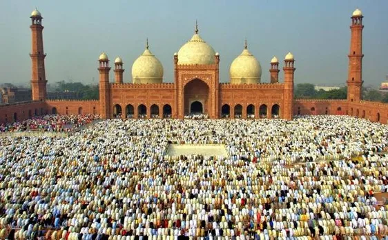 Saudi Arabia, Qatar, UAE to celebrate Eid-ul-Fitr today