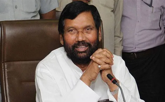 Ramvilas Paswan appreciates Nitish Kumar for supporting presidential nominee Ram Nath Kovind, urges him to join NDA