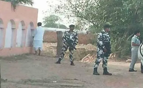 Mocking Swaccha Bharat Mission, PM Modi's minister Radhamohan pees in public