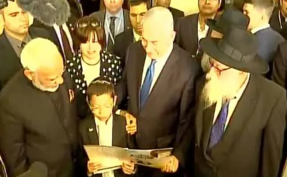PM Modi meets 26/11 survivor â€˜Baby Mosheâ€™ in Jerusalem, asks him to visit India with family