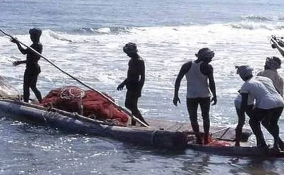 Sri Lankan Navy arrests eight Tamil Nadu fishermen, seizes two boats