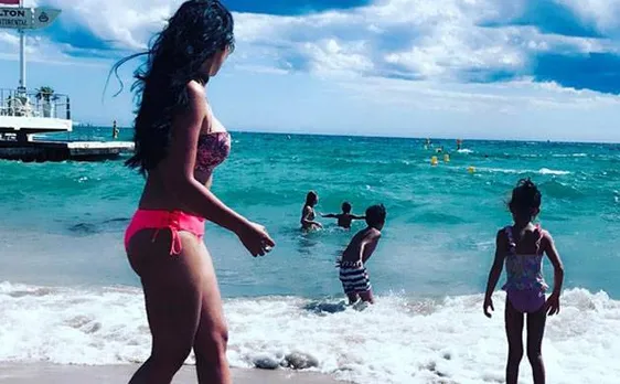Maanayata Dutt sizzles in red bikini, step-daughter Trishla says 'beautiful' | See Instagram pic