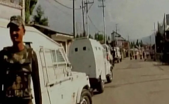 J-K: Terrorists throw grenade on police, CRPF patrolling party in Kulgam; 1 injured