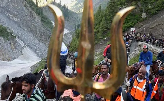 Faith beats terror; 16th batch of 3,398 pilgrims leave for Amarnath from Jammu