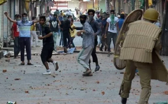 J&K: Terrorist attacks, stone pelting incidents have reduced in 2017, says MHA