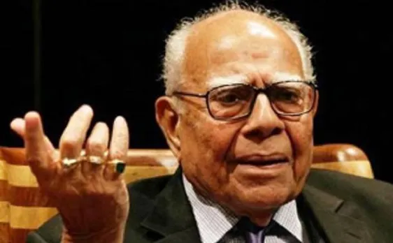 Ram Jethmalani quits as Arvind Kejriwal's counsel in defamation case filed by Arun Jaitley; seeks Rs 2 crore fee