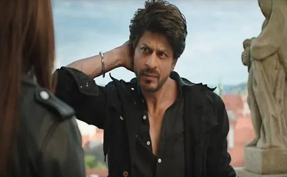 Jab Harry Met Sejal promotions: Shahrukh Khan, Anushka Sharma enjoys 'Banarasi Paanâ€™ in Varanasi
