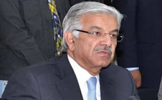 Khawaja Asif sworn in as Pakistanâ€™s full time foreign minister 